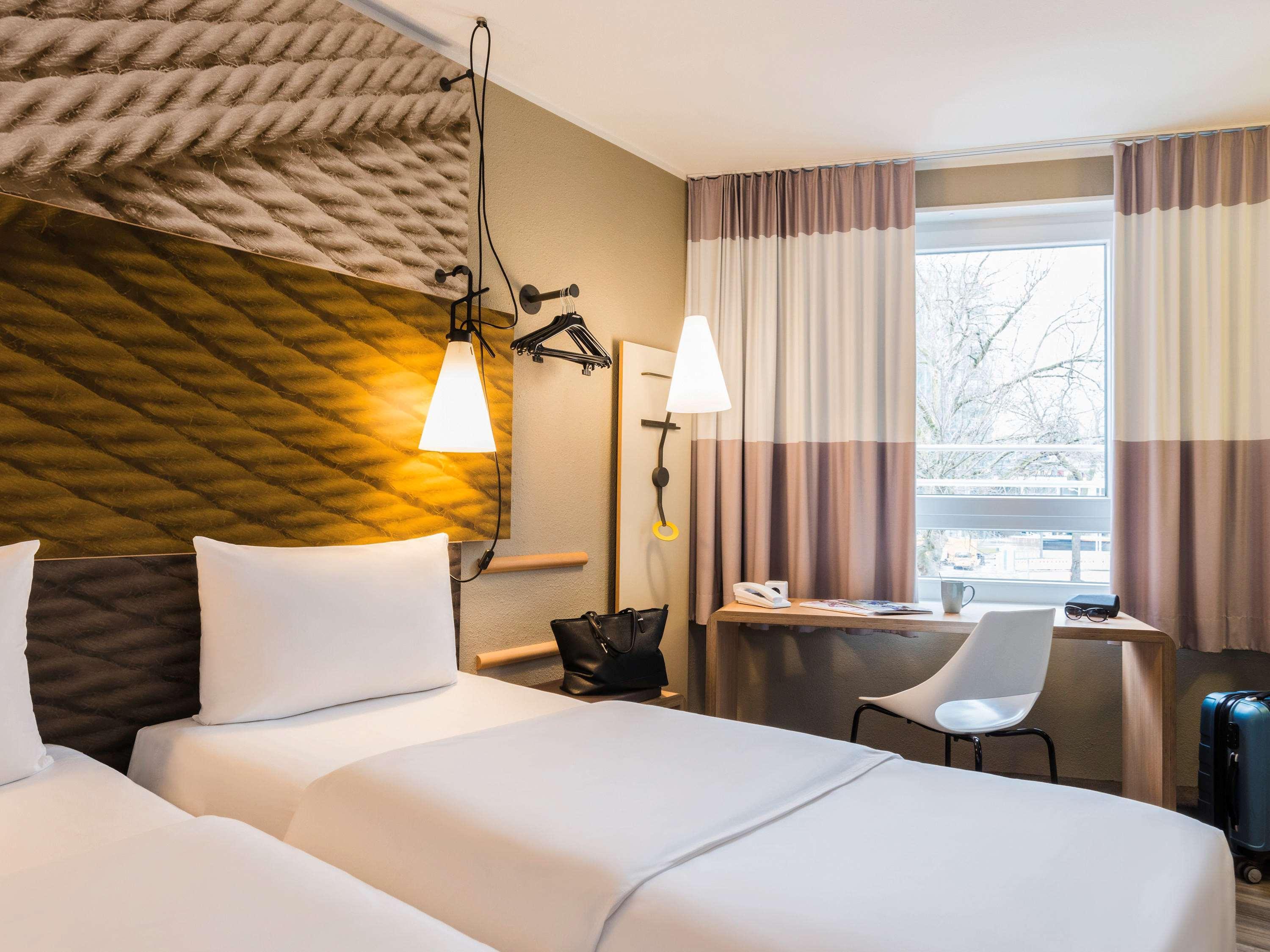 Ibis Heidelberg Hauptbahnhof Hotell Exteriör bild