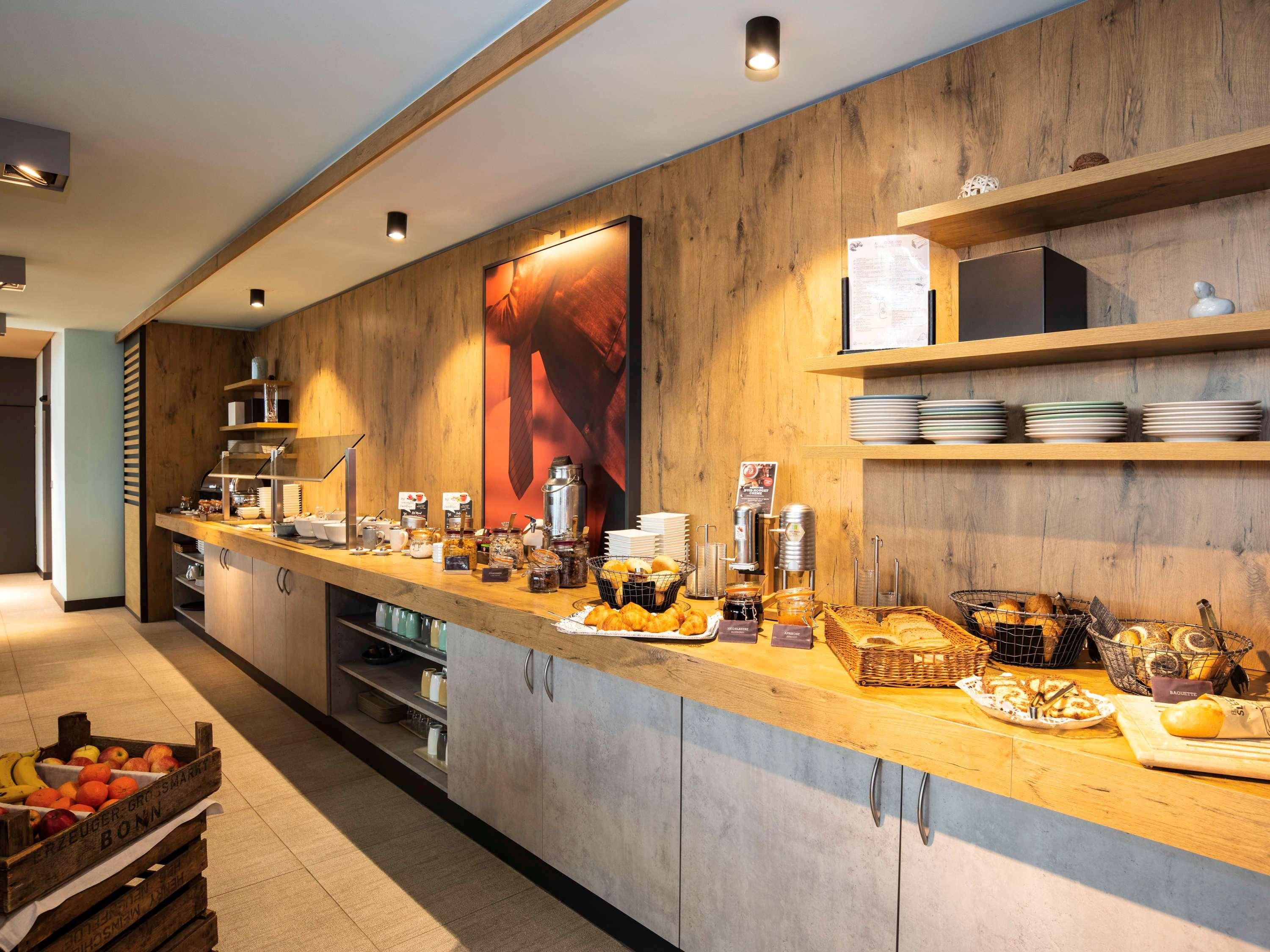 Ibis Heidelberg Hauptbahnhof Hotell Exteriör bild