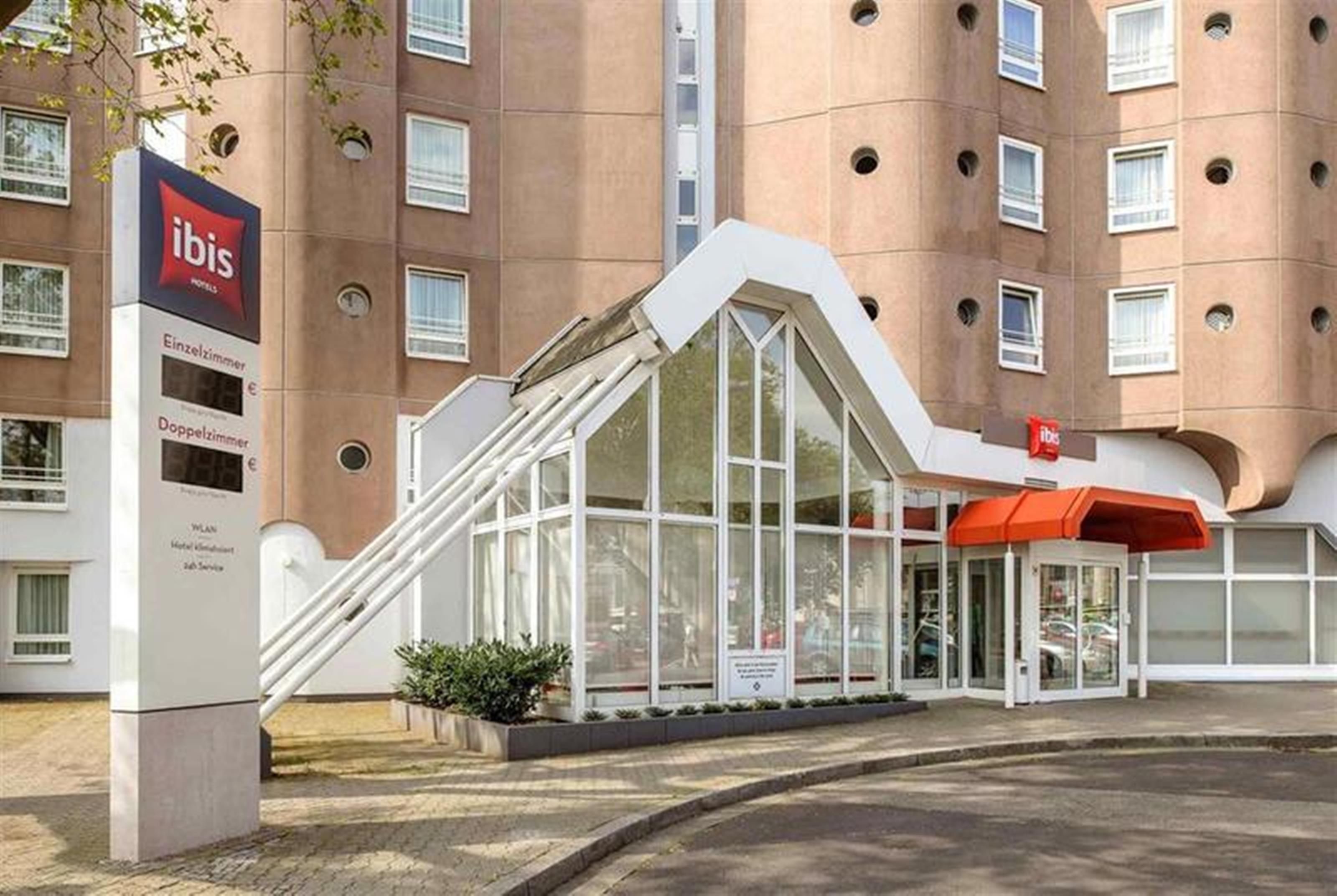 Ibis Heidelberg Hauptbahnhof Hotell Exteriör bild