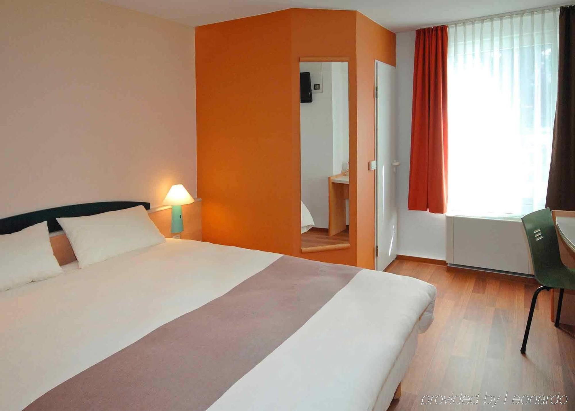 Ibis Heidelberg Hauptbahnhof Hotell Exteriör bild